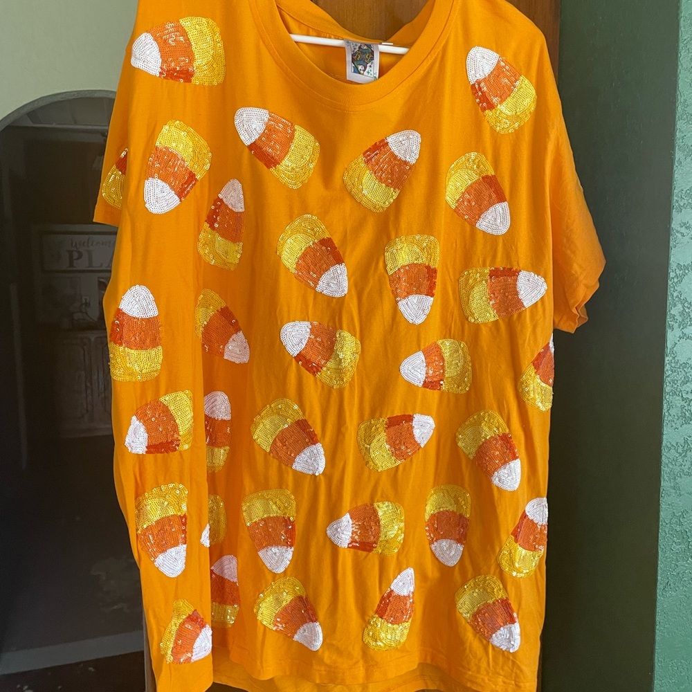 Queen of Sparkles candy corn top